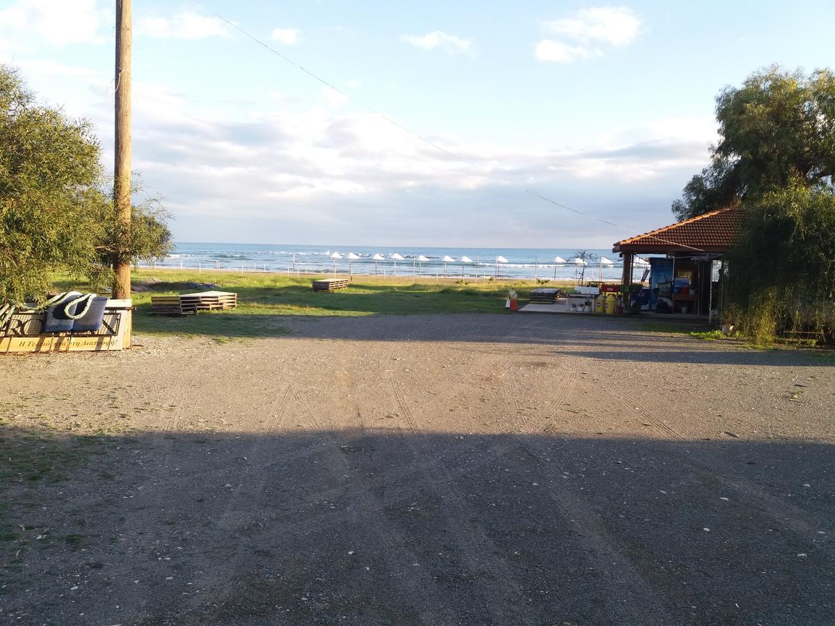 Miltos Beach House Ларнака Экстерьер фото